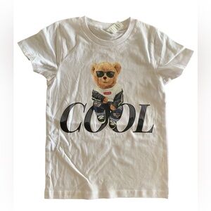 NWOT COOL bear Youth girls and boys White T-Shirt